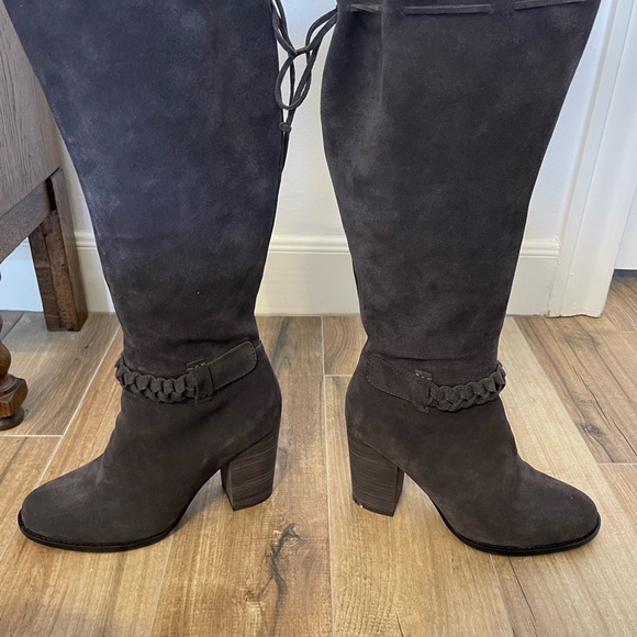 Gray Suede Boots Up to Knee 4 inch heel - Picture 6 of 7